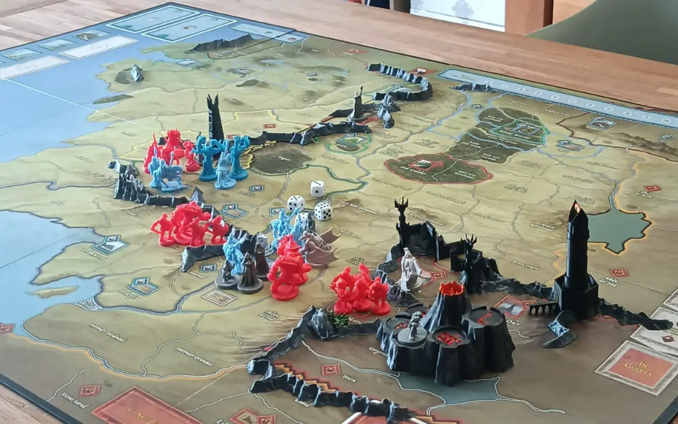 Guerra do Anel – 2ª Edição é Bom ou Não?